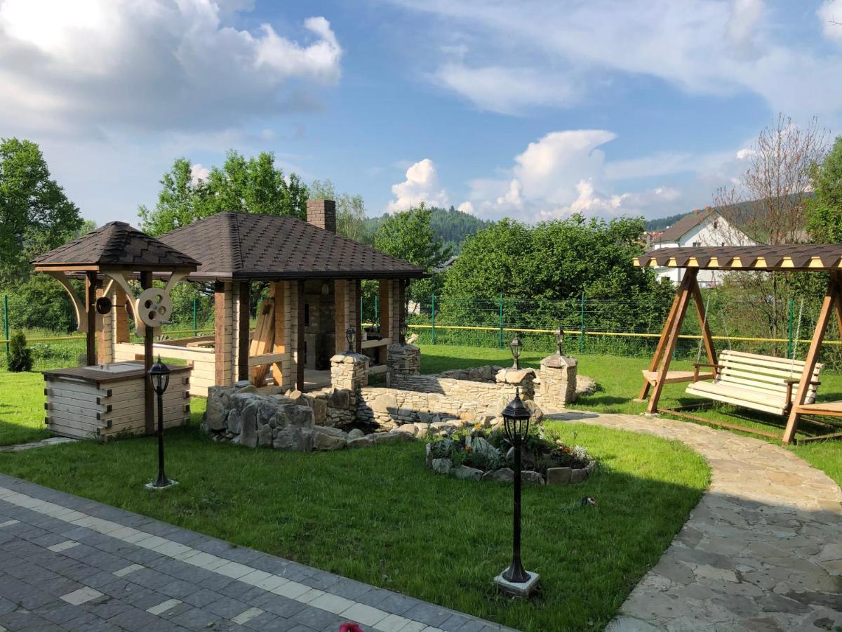 Апартаменти Олівія Skhidnytsia Kültér fotó